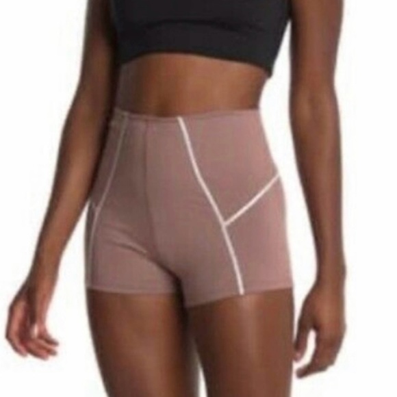 FP Movement You’re a Peach Sporty Short Shorts High-Waisted Mauve - Picture 2 of 8